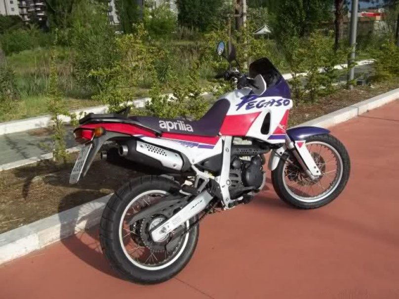 Априлия пегасо 650 1999
