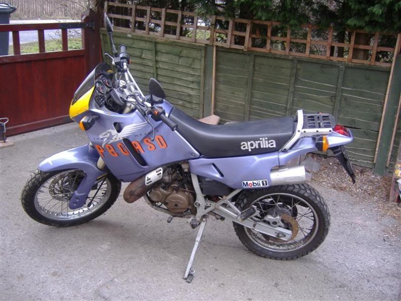 Априлия пегасо 600