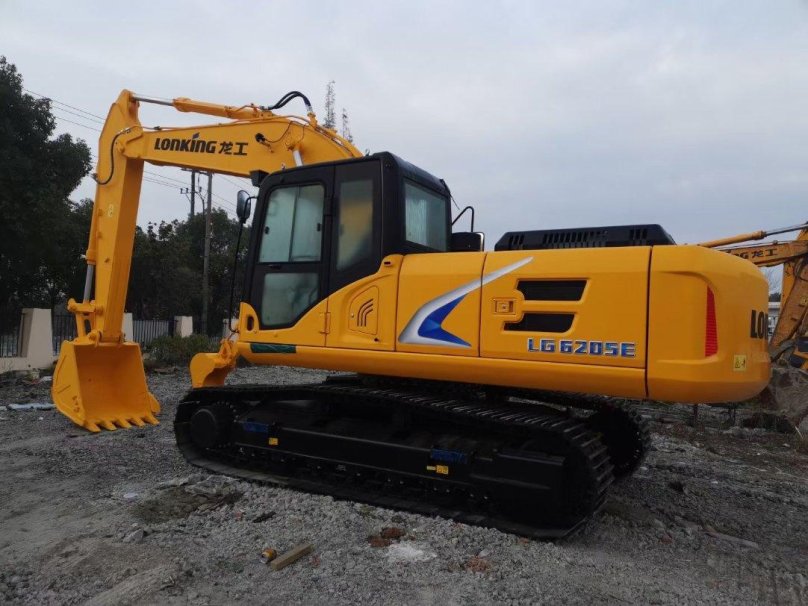 Экскаватор cdm6225n