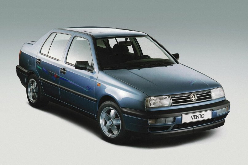 Volkswagen Vento 1992 седан