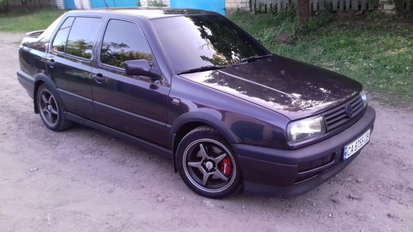 Фольксваген Венто 2.0