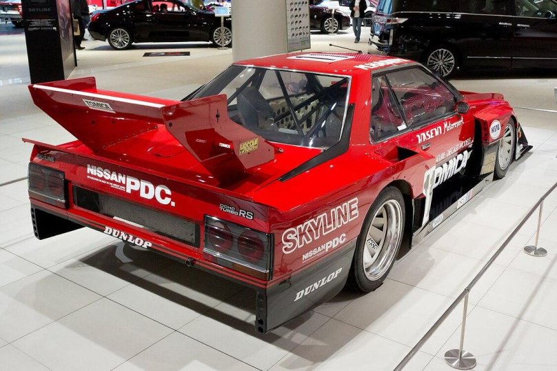 Nissan Skyline 2000 RS-X Turbo c