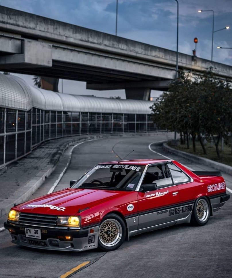 Ниссан Скайлайн турбо