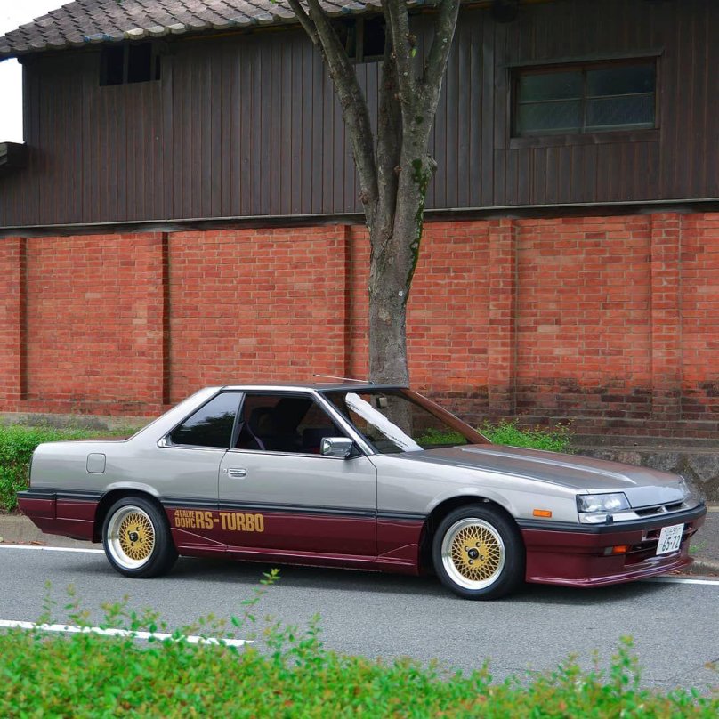 Nissan Skyline 2000 RS-X Turbo c