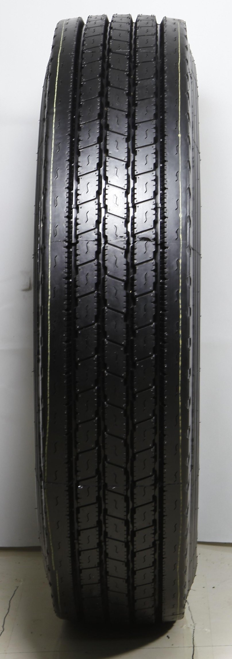 295/75r22.5 Ovation vi 111