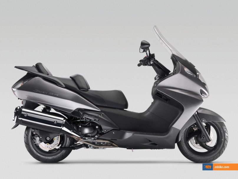 Honda Silver Wing 400