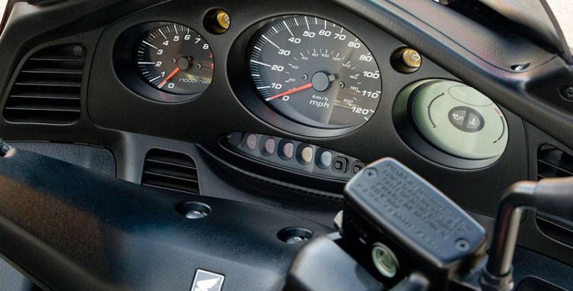 Панель Хонда Сильвер