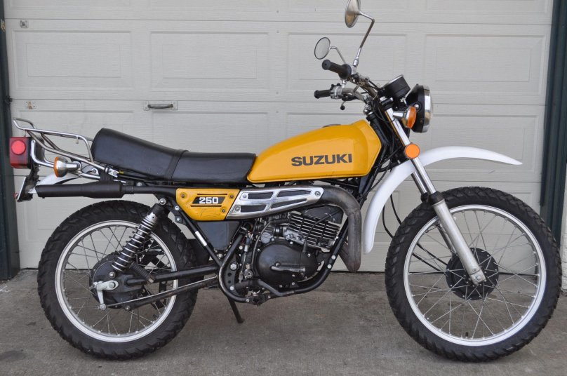 Suzuki TS 250