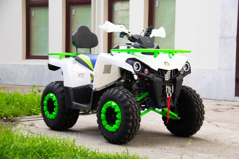 Квадроцикл Avantis Forester 200