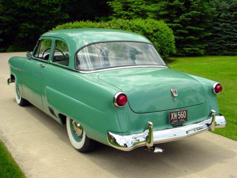 Ford Mainline 1952 Волга