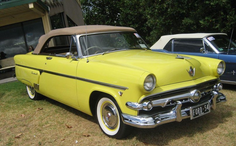 Ford Crestline