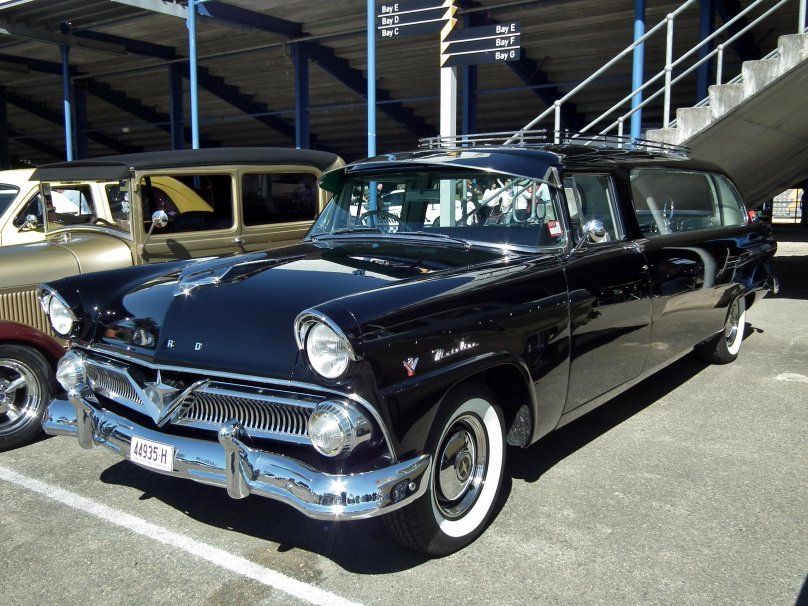 Ford Mainline 1952 Волга