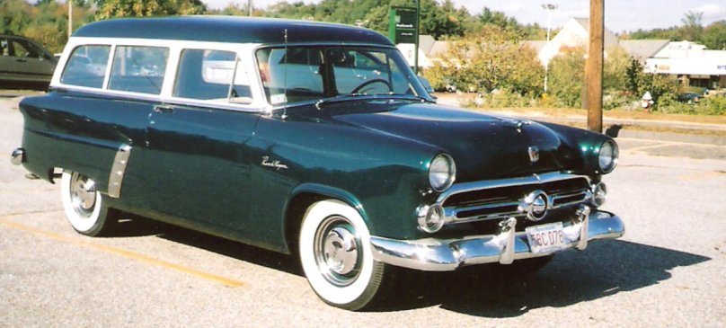 Ford Ranch Wagon 1955