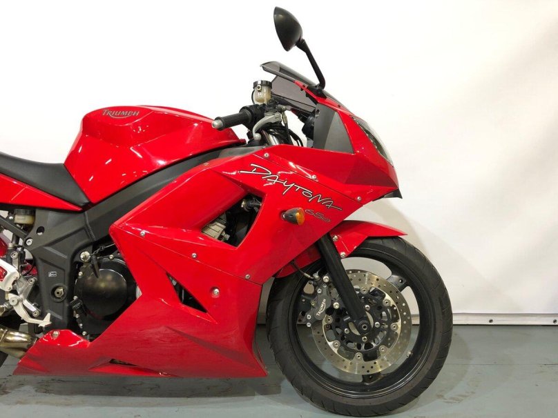 Триумф Дайтона 650