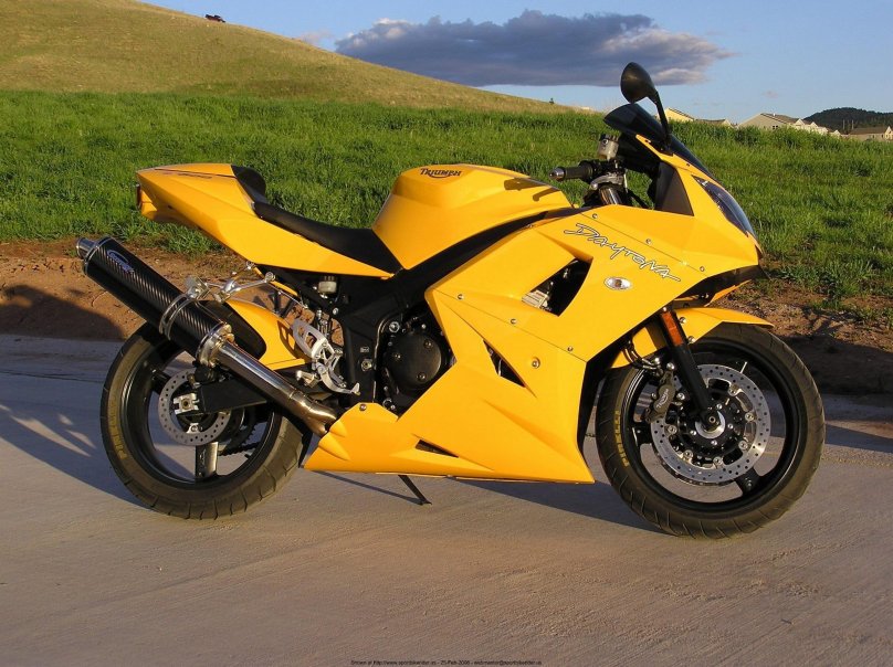 Triumph Daytona 2003