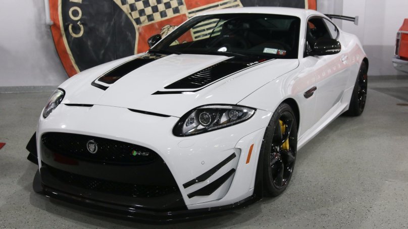 Ягуар XKR-S gt