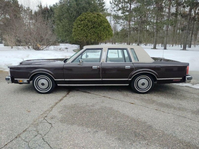 Lincoln Town car 1980