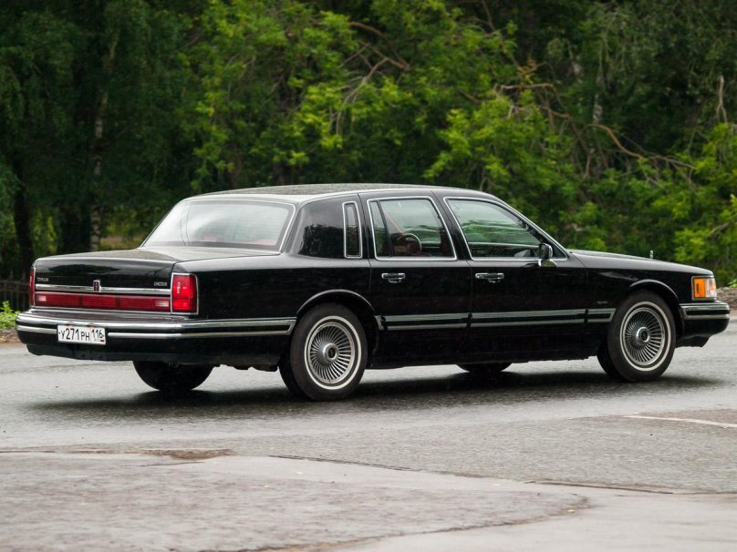 Линкольн Таун кар