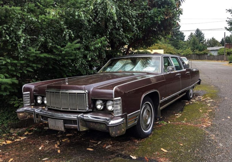 Lincoln Continental 1975