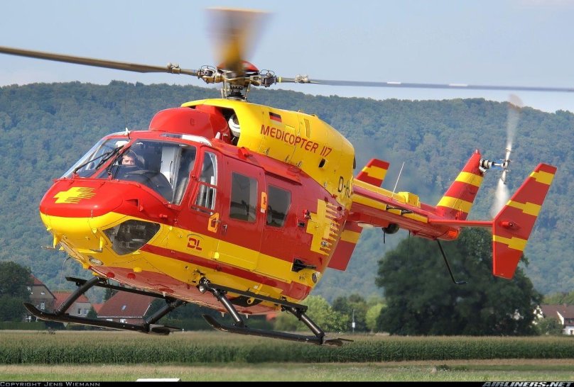 Вертолёт MBB BK 117