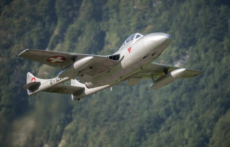 Самолет вампир