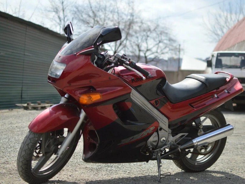 Кавасаки ZZR 250