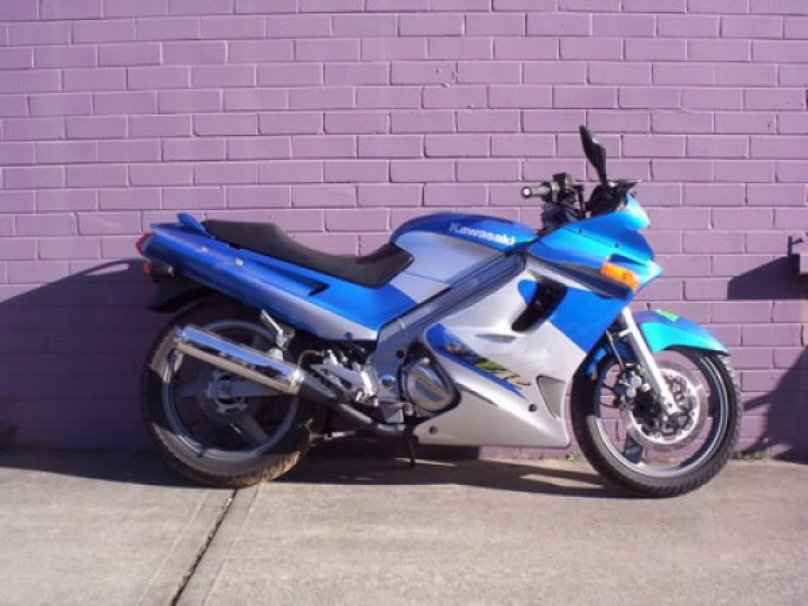 Кавасаки ZZR 250 1995