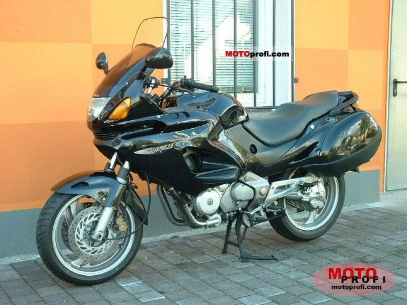 Фара Honda Deauville