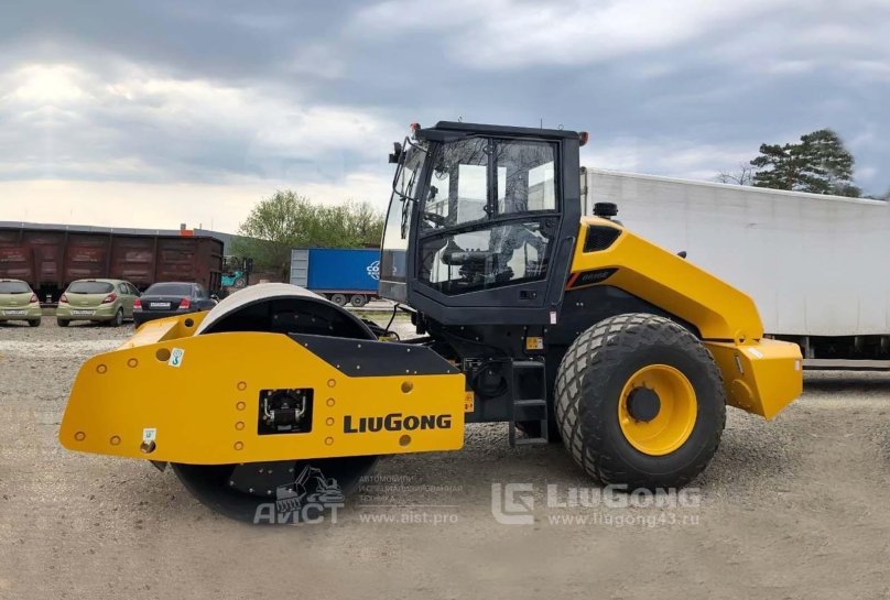 Грунтовый каток Liugong clg6614e