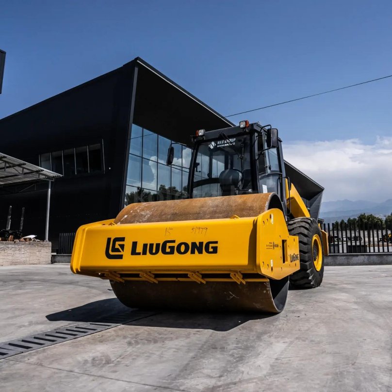 Виброкаток Shantui sr20mp