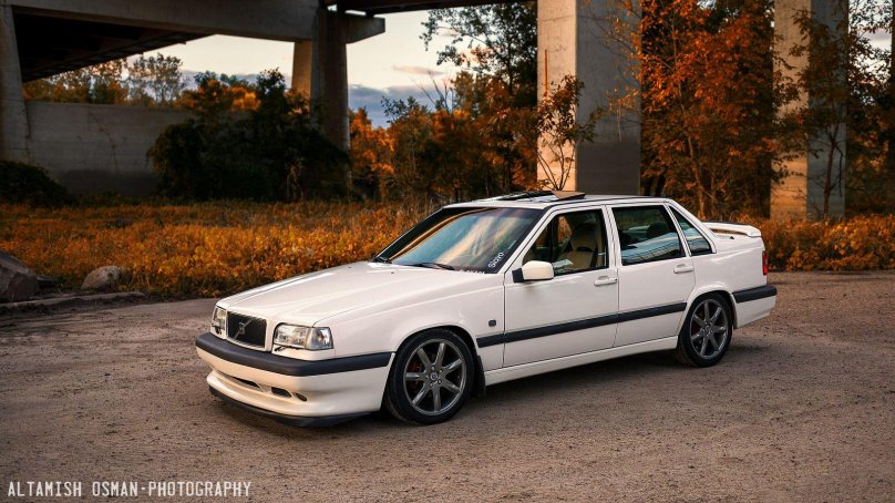 Volvo 850 White