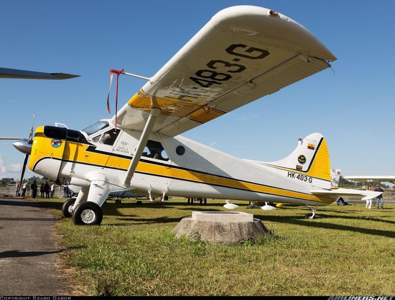 Самолет DHC-2 beaver
