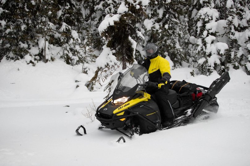 Ski-Doo Expedition le 900 Ace