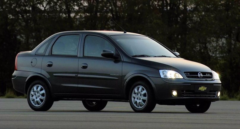 Шевроле Корса седан