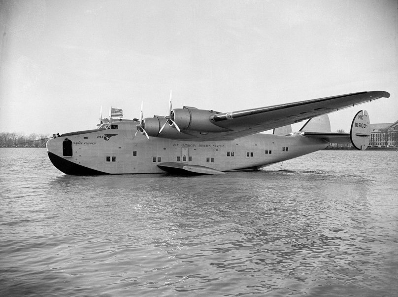 Летающая лодка Boeing 314 Clipper