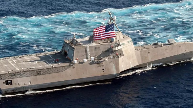 Корабль ВМС США USS LCS-2