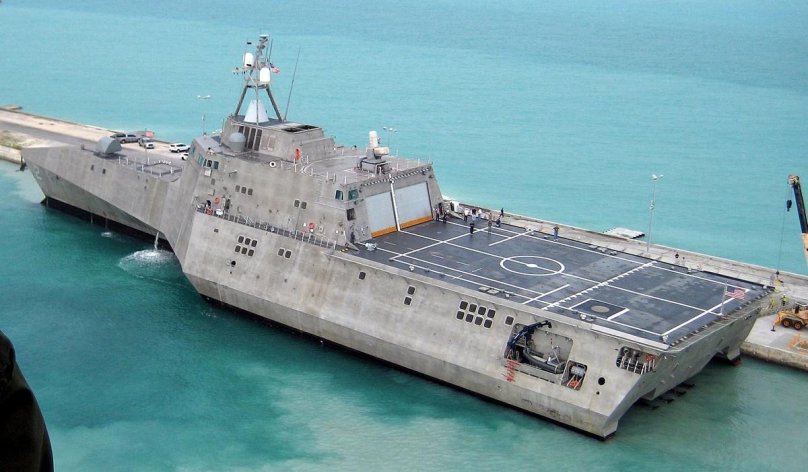 Тримаран USS Independence LCS-2