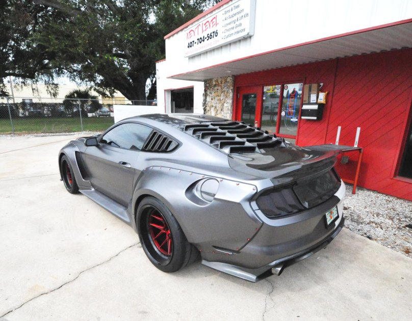 Ford Mustang Custom body Kit
