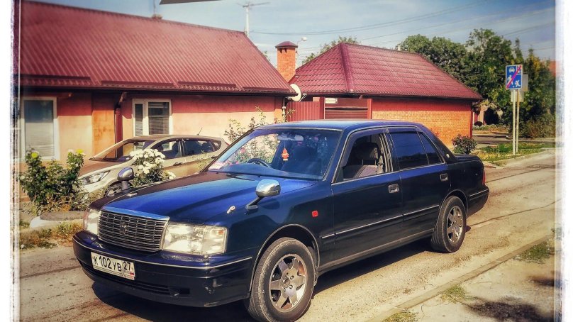 Тойота Краун комфорт