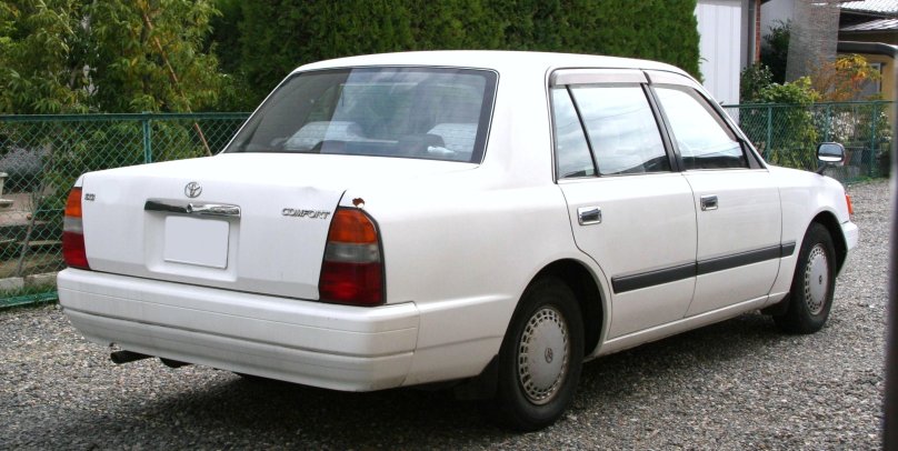 Toyota Crown Comfort 1995