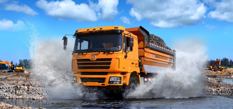 Карьерный самосвал Шахман