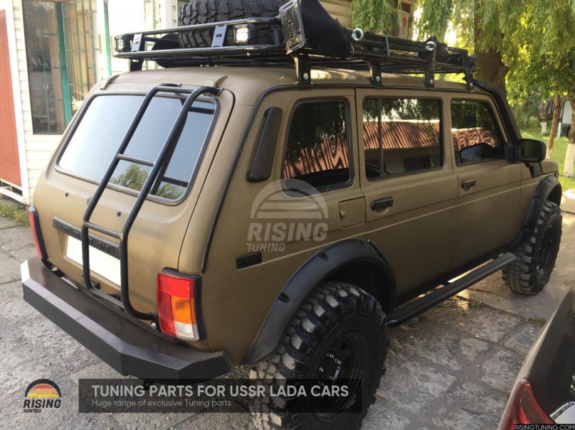 Нива 2131 в рапторе