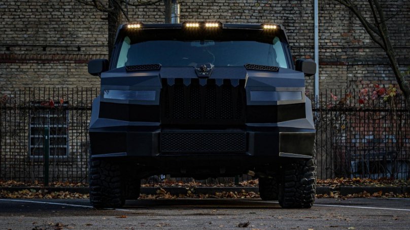 Dartz Prombron Black Stallion