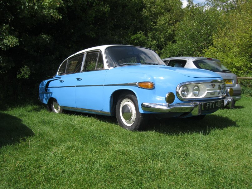 Легковые автомобили Татра 603