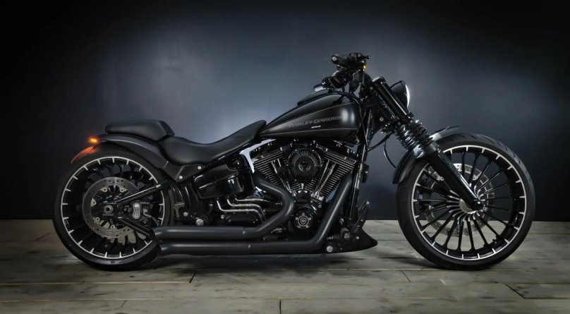 Harley Davidson Breakout