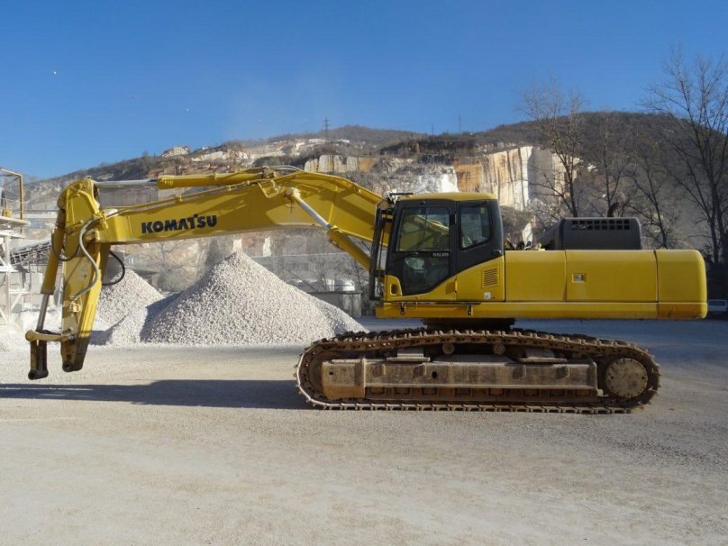 Экскаватор Komatsu 450