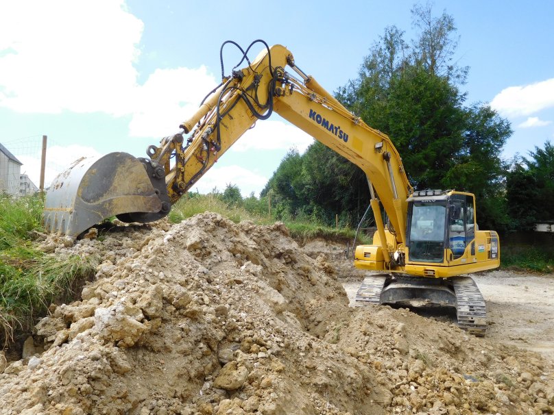 Коматсу pc210nlc