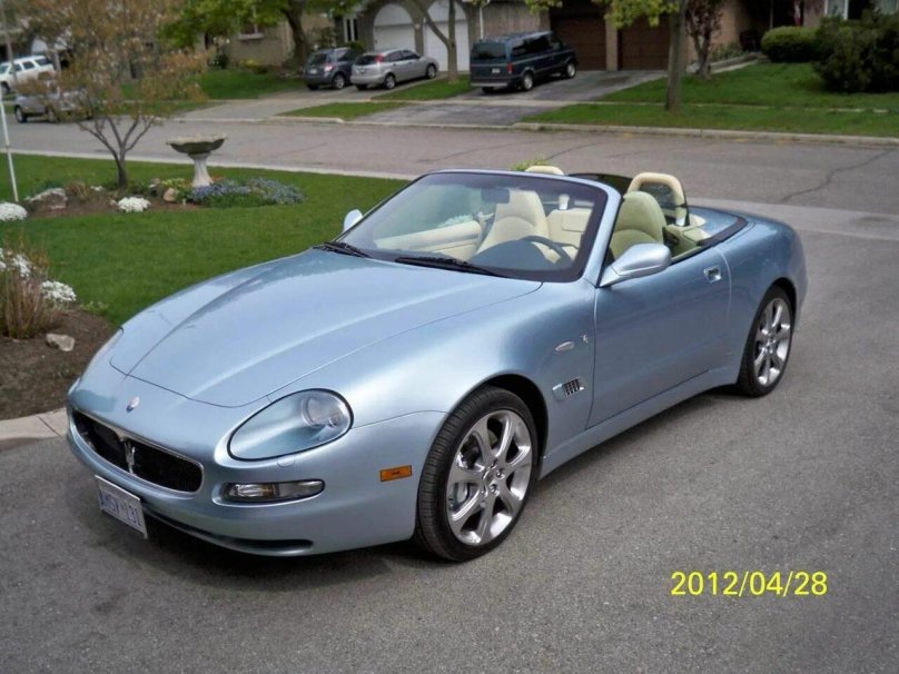 Maserati Coupe 2004