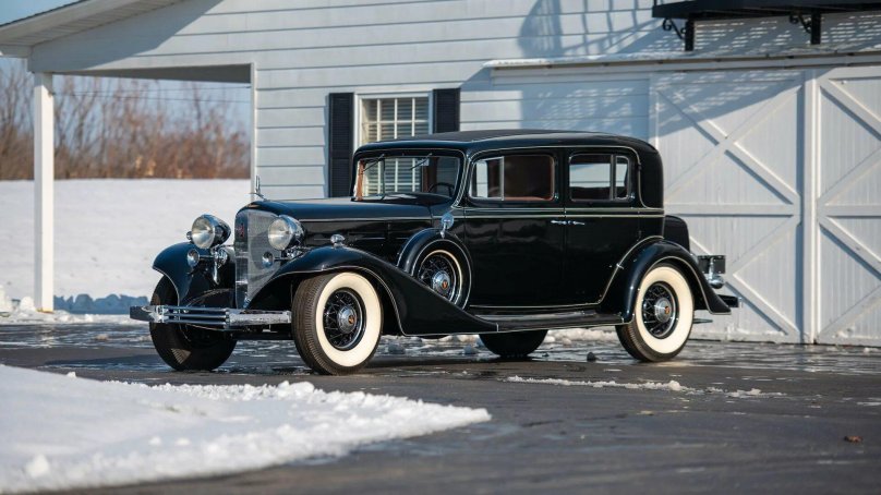 1933 Cadillac Town sedan
