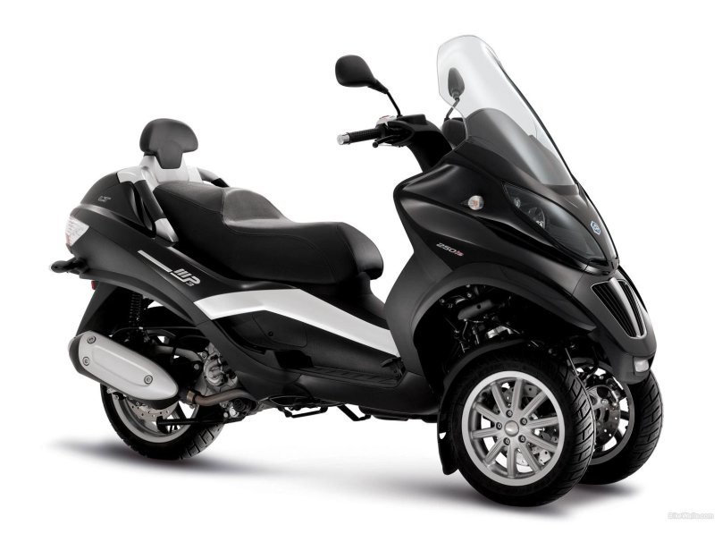Piaggio mp3 400